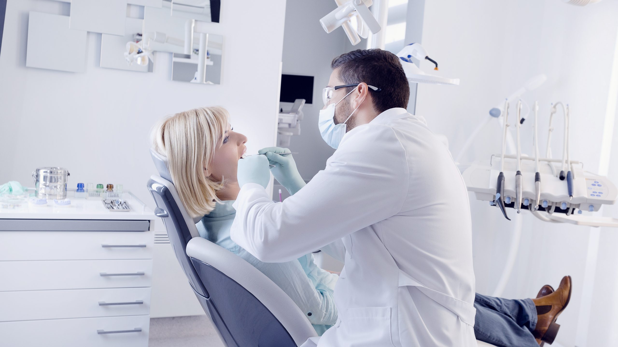 Dentist in Maple Grove, MN